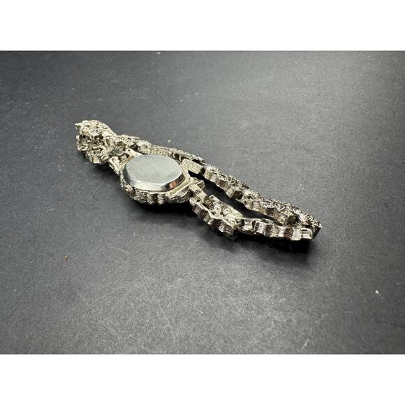 Vtg XANADU Peekaboo Silver Tone Marcasite Quartz Bracelet Womens Watch MOP Dial - Picture 11 of 11